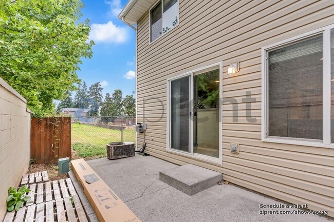 Foto del edificio - 13926 NE 7th Ct