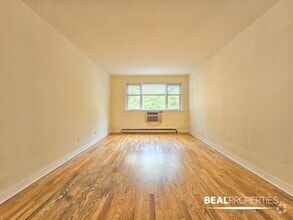 Building Photo - 625 W Wrightwood Ave