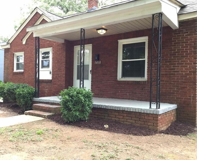 Building Photo - 1410 Coker Ave