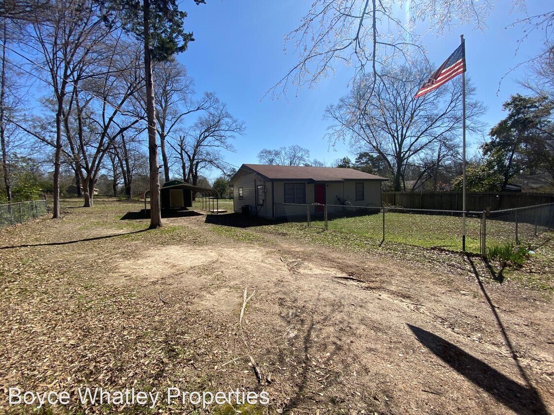 Primary Photo - 2 br, 1 bath House - 202 N Bogie