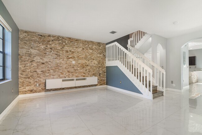 Building Photo - 9227 W 34th Ct
