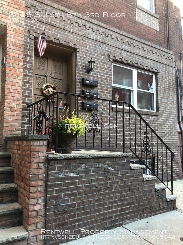 2135 S 15th St Unit 3rd Floor, Philadelphia, PA 19148 Apartment for