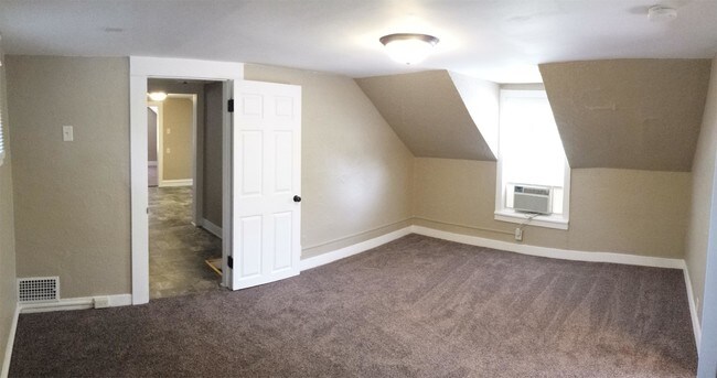 Foto del edificio - 322 6th St SE