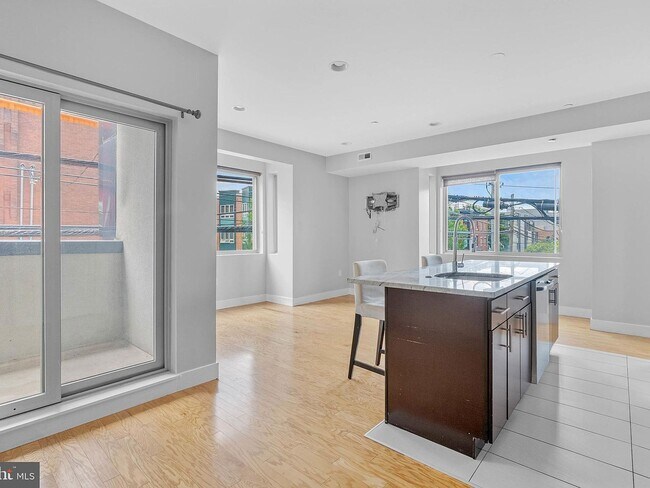 Foto del edificio - 900 N 16th St
