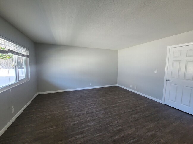 Interior Photo - The Circle Apartments at Long Beach