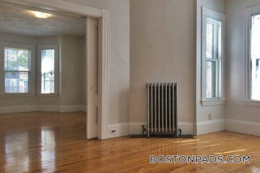 Building Photo - 141 Brown St