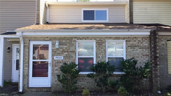 Building Photo - Pending Application- Modern 2-Story Townhome in Central Virginia Beach