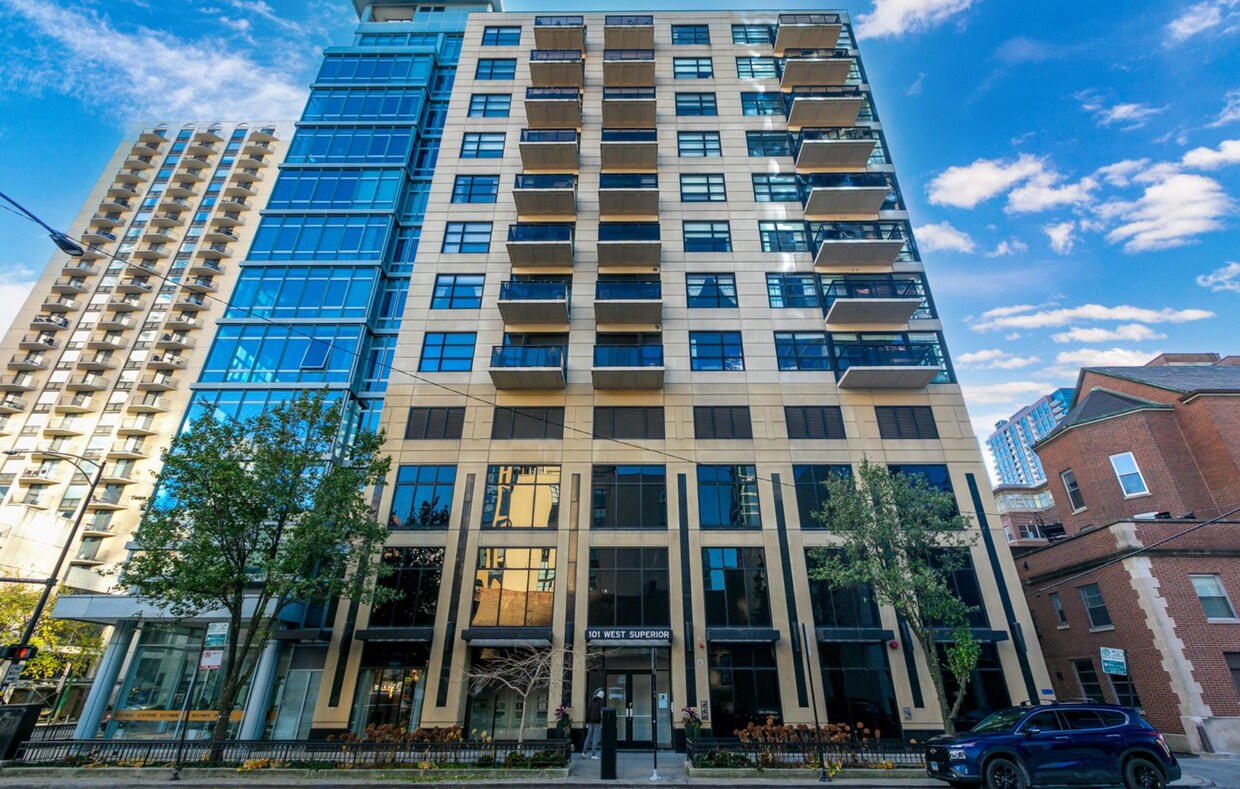 Foto principal - River North Stunning Furnished 2b2b Apartment