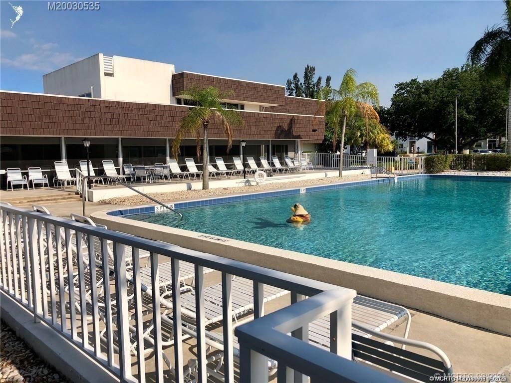 Foto del edificio - 1225 NW 21st St
