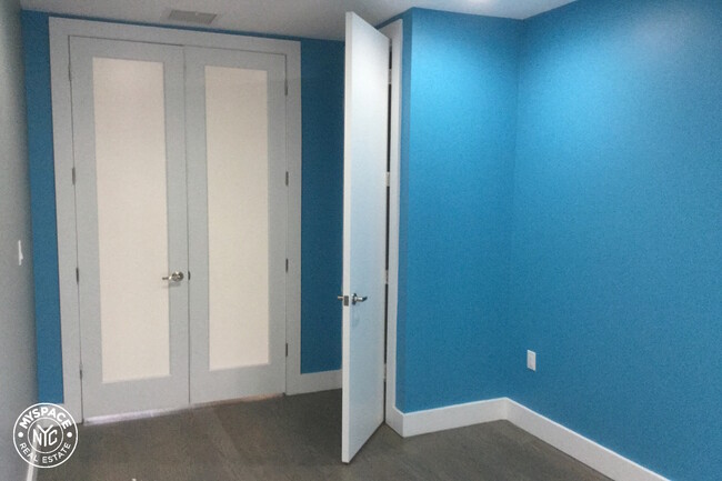 Foto del edificio - 580 E 26th St