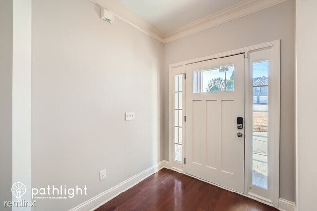 Foto del edificio - 4 br, 3.5 bath House - 43 Chandler Court UNIT
