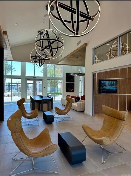 Foto del edificio - 6040 Radiant Ct