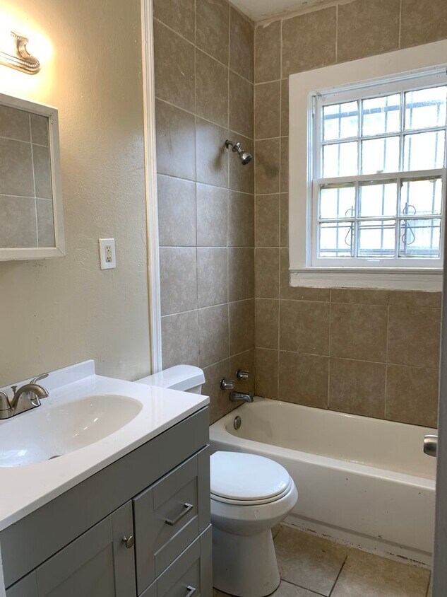Primary Photo - 5 Bedroom HUD Friendly *Available Now*!