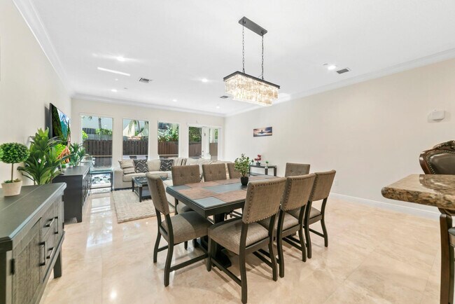 Building Photo - 1849 NE 26th Ave