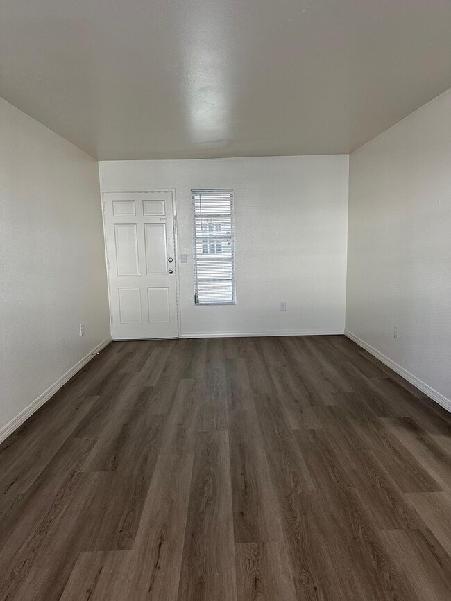 311 Como 2-bedroom 1st floor back corner - Davis Islands Apartments