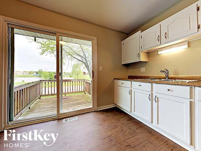 Foto del edificio - 1838 Ashwood Ln