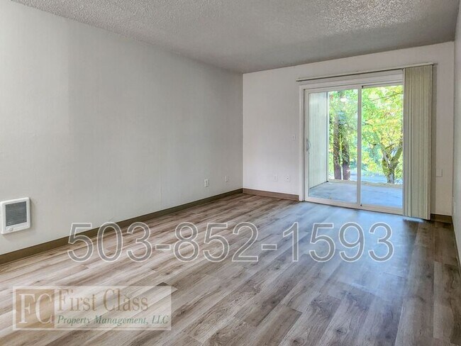 Photo - 3618 SW Beaverton Hillsdale Hwy Apartment