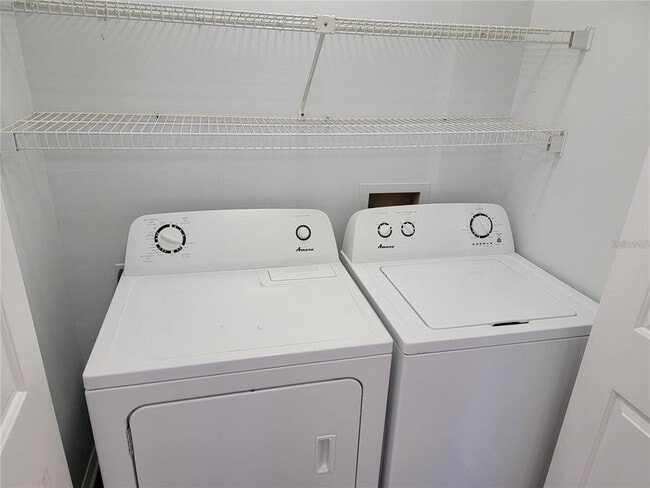 Foto del edificio - 18318 Aintree Ct