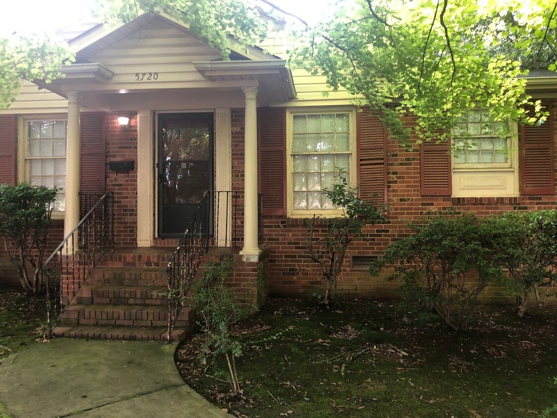 Primary Photo - 5720-5722 Londonderry Duplex