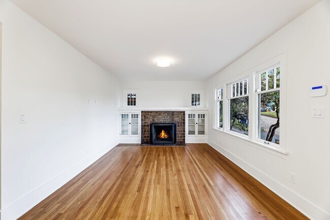 Foto del edificio - 4bd/3.25ba Seattle Home