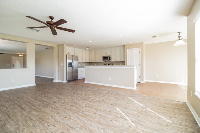 Foto del edificio - 2677 Grassmoor Loop
