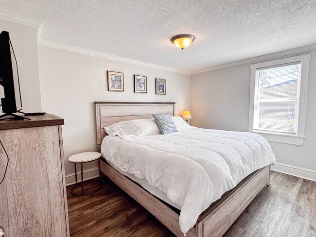 Foto del edificio - 813 N Spair St