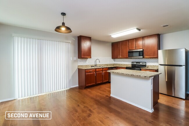 Building Photo - 8660 Boswell Meadows Dr