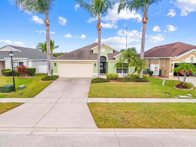 Building Photo - Immaculate 3 Bedroom Home in Gated Community - Stonefield