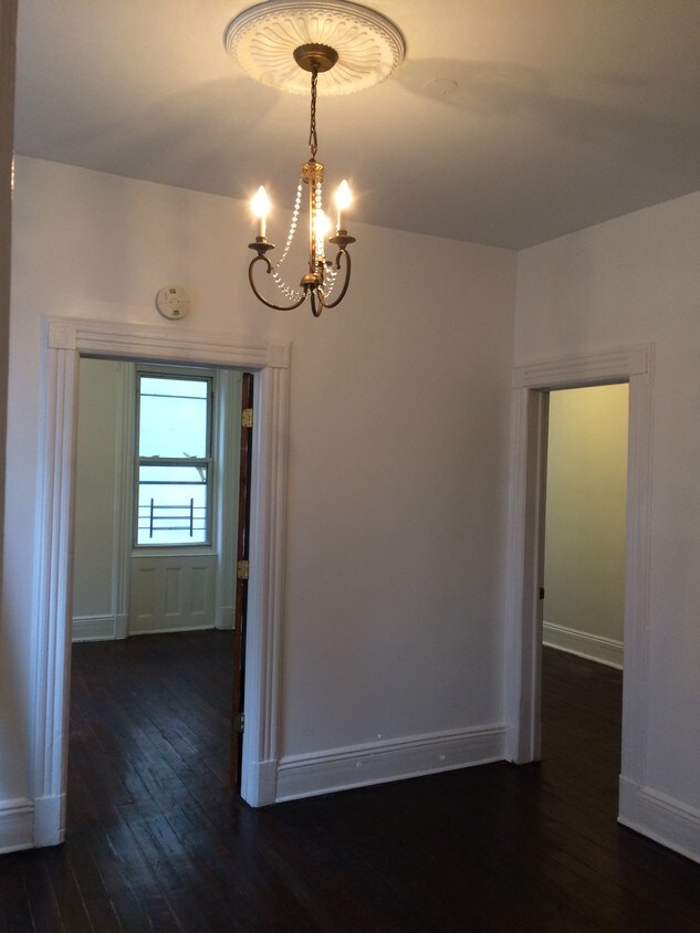 Primary Photo - 241 Saint Nicholas Ave