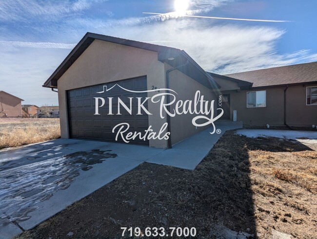 Building Photo - Cozy 3 -Bedroom in Pueblo West!