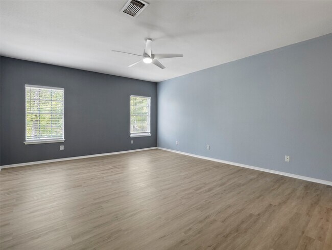 Foto del edificio - 17641 Red Oak Dr