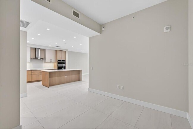 Foto del edificio - 275 1st Ave S