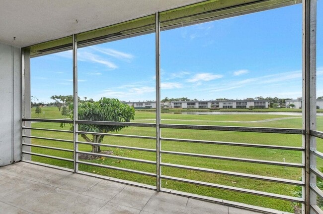 Foto del edificio - 187 Normandy Ln