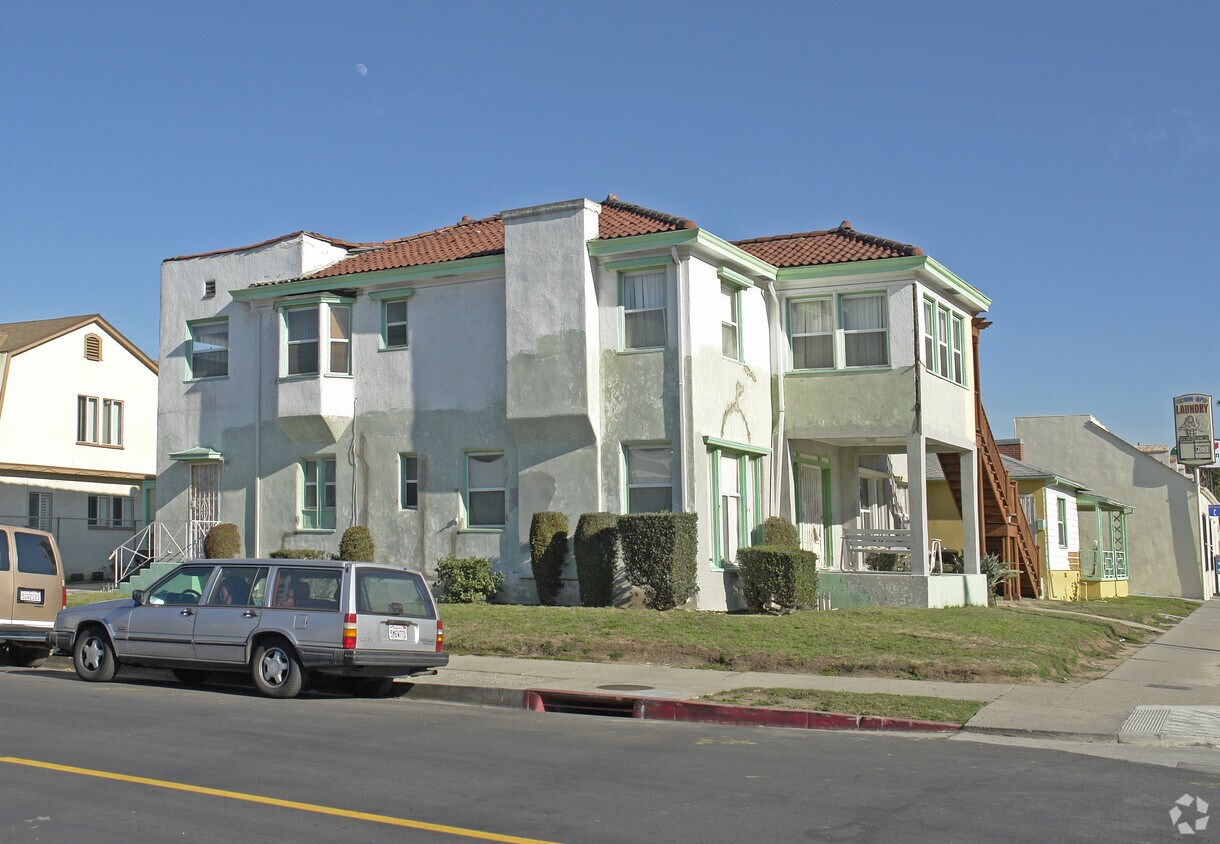 Building Photo - 4115 Venice Blvd