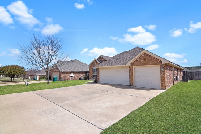 Building Photo - 2506 Jackson Dr