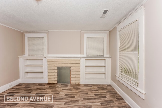 Building Photo - 2908 Ave I