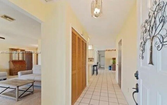 Foto del edificio - 2134 SE Genoa St