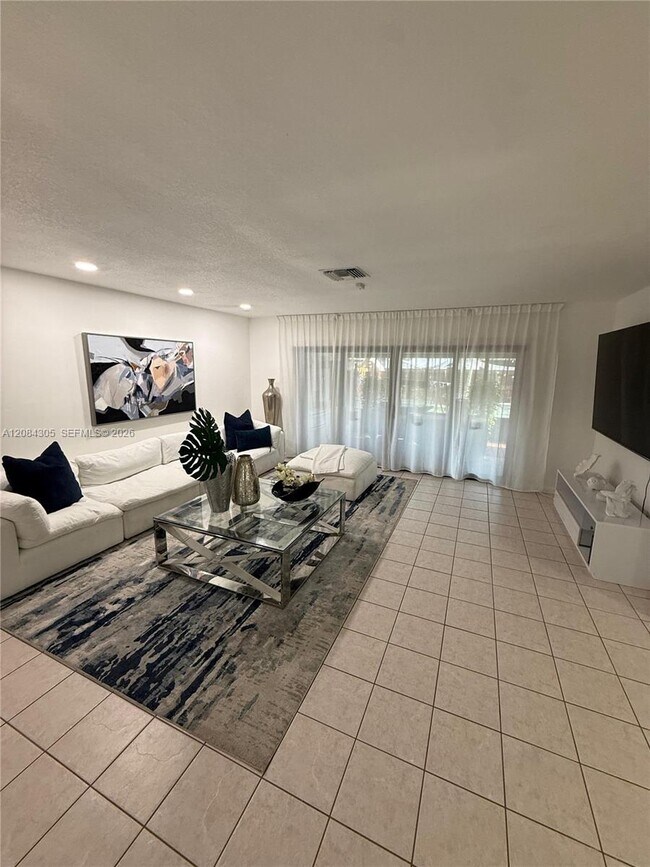 Foto del edificio - 308 NW 19th St