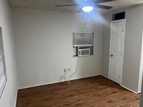 Building Photo - 12123 Alpha Ln