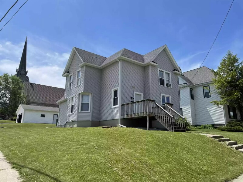 201 State St, Ripon, WI 54971 Apartment for Rent in Ripon, WI