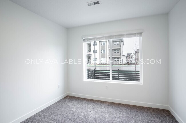 Building Photo - 333 S 1110 W