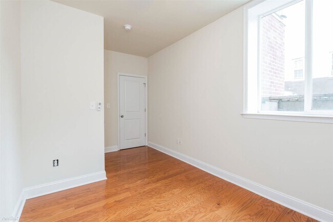 Foto del edificio - 5 br, 4 bath Duplex - 2114 N 17th St Unit 1