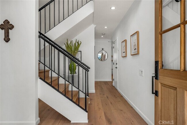 Foto del edificio - 17152 Escalon Dr
