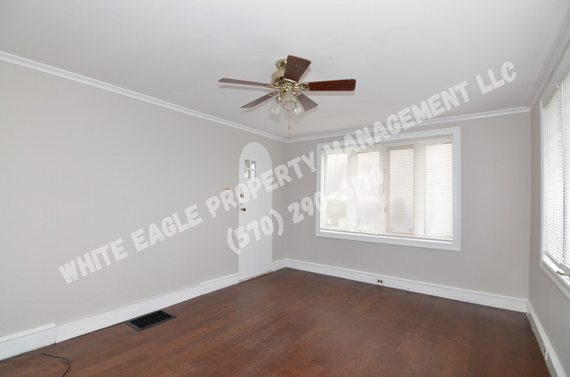 Primary Photo - 57 1st St