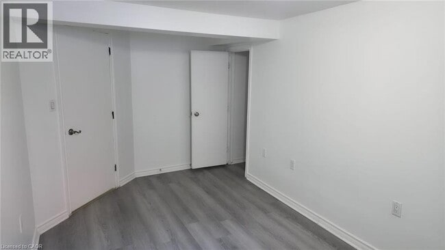 Photo du bâtiment - 696 NINTH Avenue Unit# 2