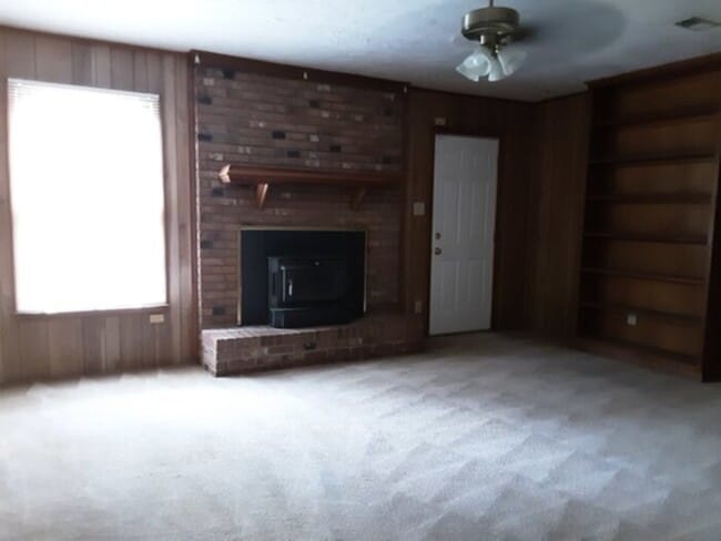 Building Photo - 6831 Buttermere Dr