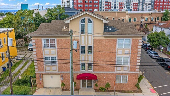 Foto del edificio - 5519 Jefferson St