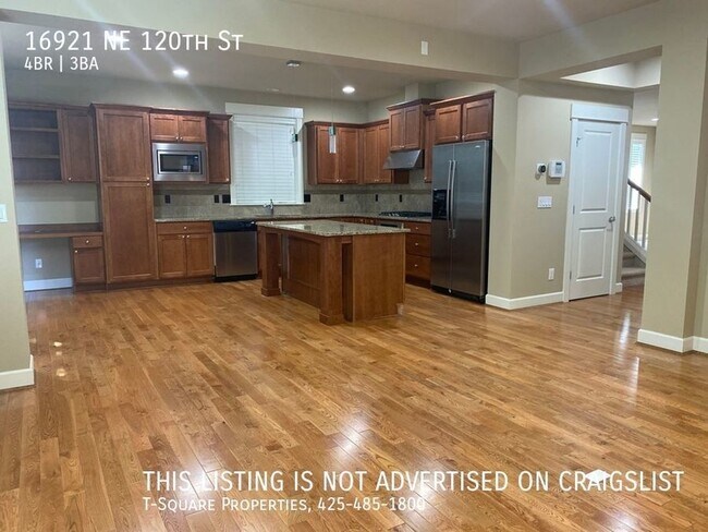 Building Photo - $500 OFF Your First Month's Rent! Just in ...