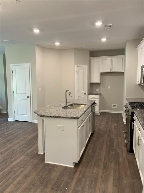 Foto del edificio - 1372 Elderwood Way