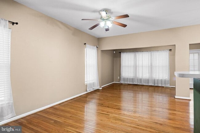 Building Photo - 81 Sassafras Dr